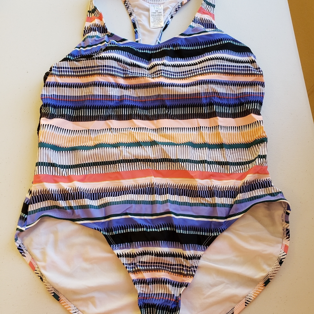 🧁Time and Tru 1piece swimsuit sise 1XL 16W-18W